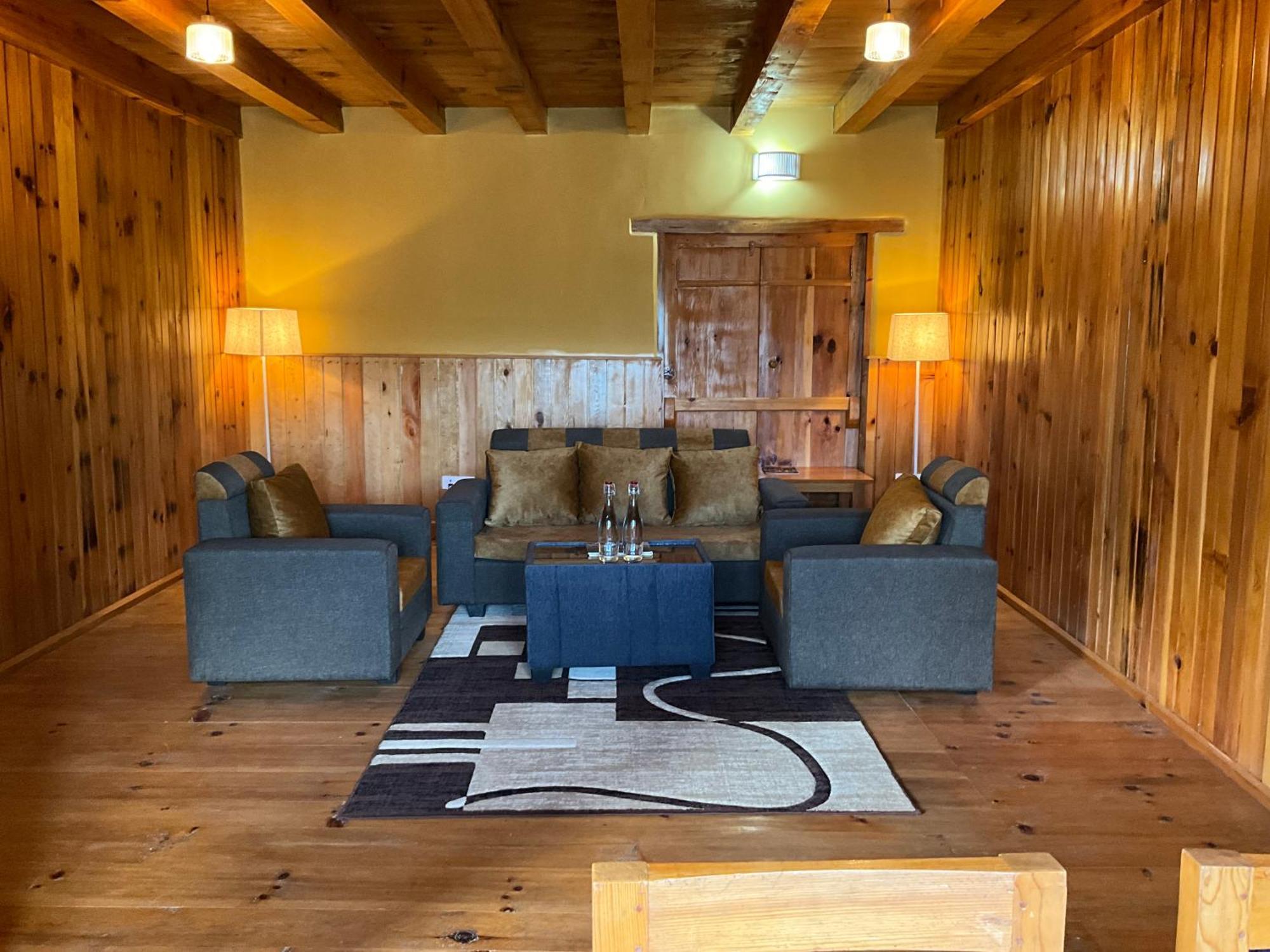 Rema Resort Paro Buitenkant foto