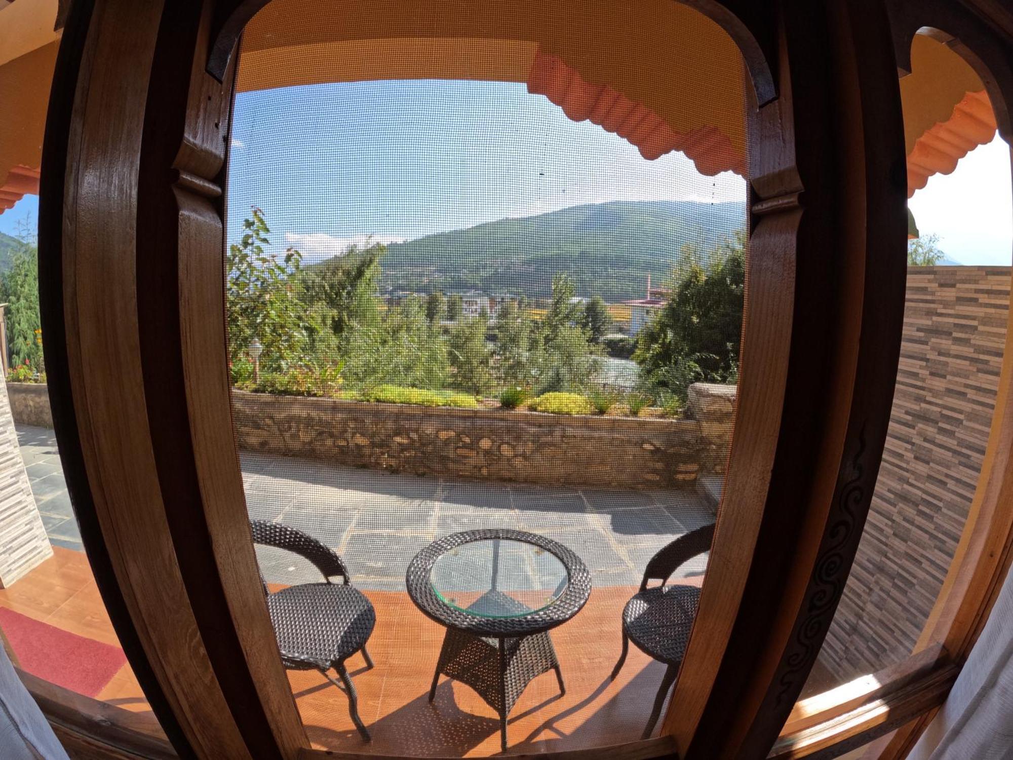 Rema Resort Paro Buitenkant foto