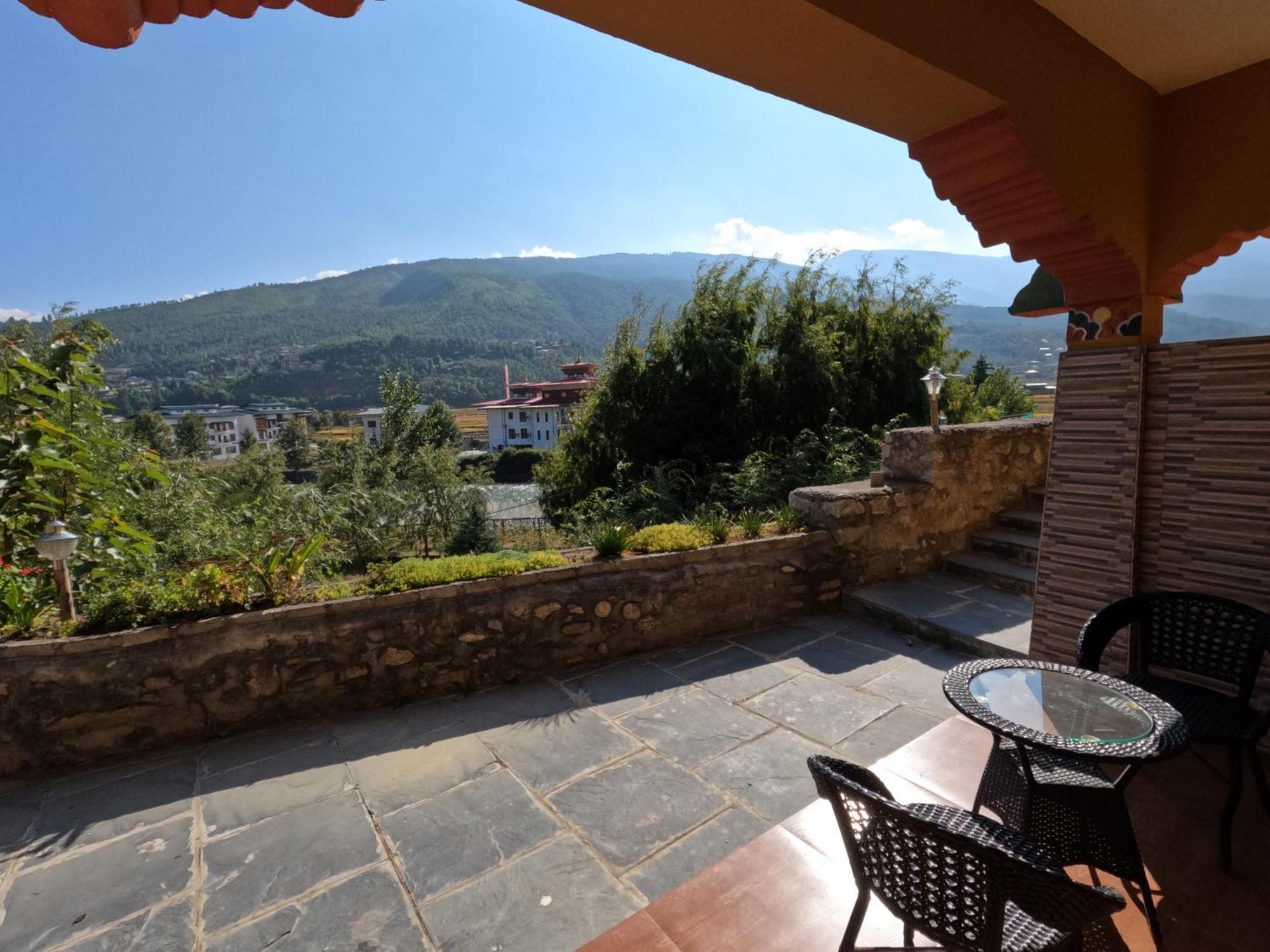 Rema Resort Paro Buitenkant foto