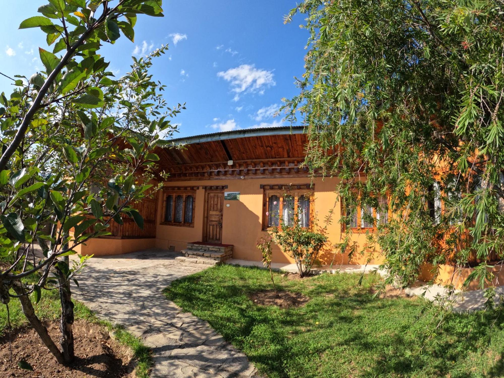 Rema Resort Paro Buitenkant foto