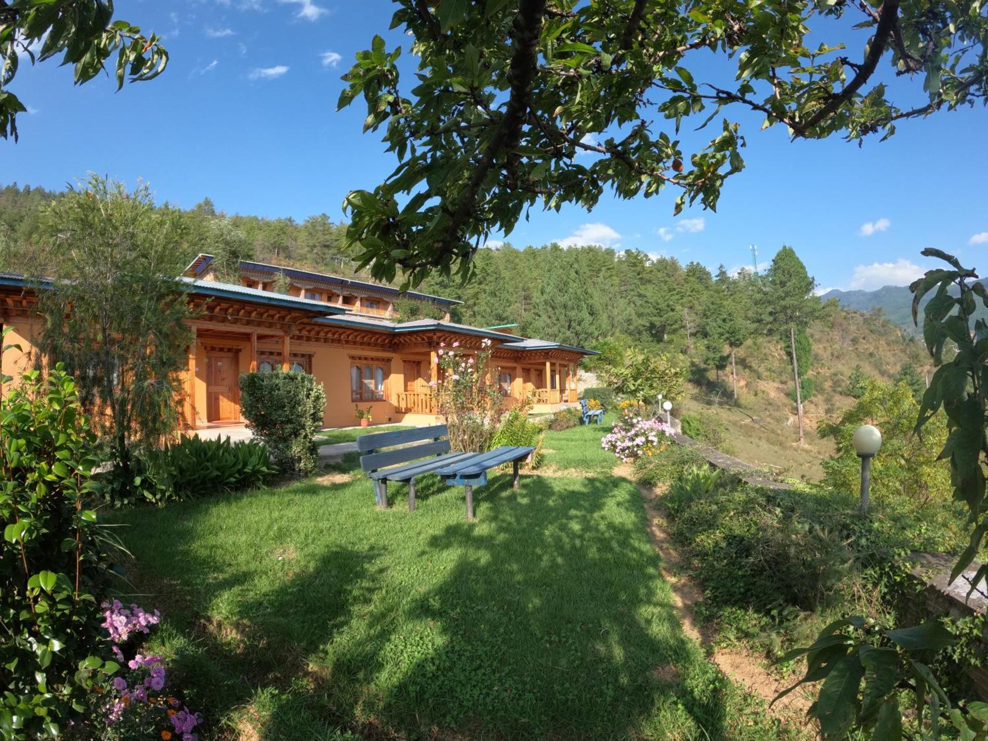 Rema Resort Paro Buitenkant foto